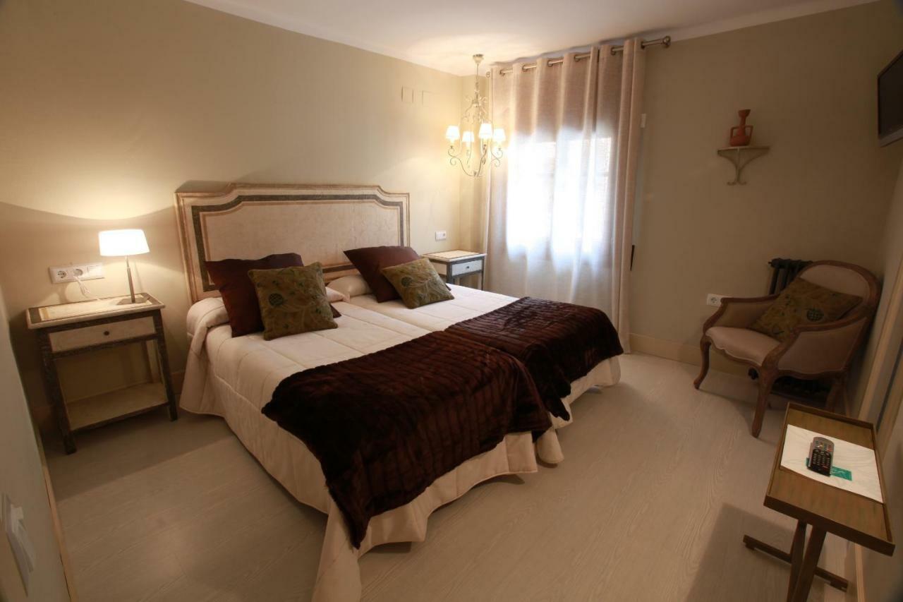 La Guingueta D'Aneu Hotel Poldo מראה חיצוני תמונה